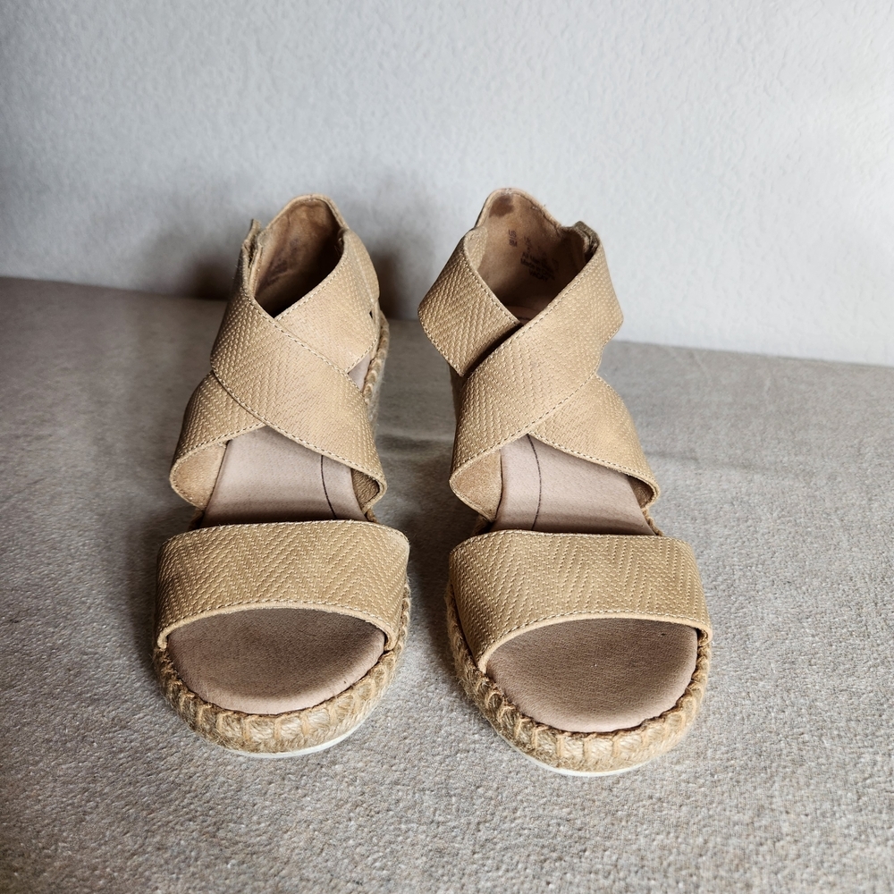 Dr. Scholl's Vacay Womens 8 Tan Espadrille Wedges - Picture 2 of 8